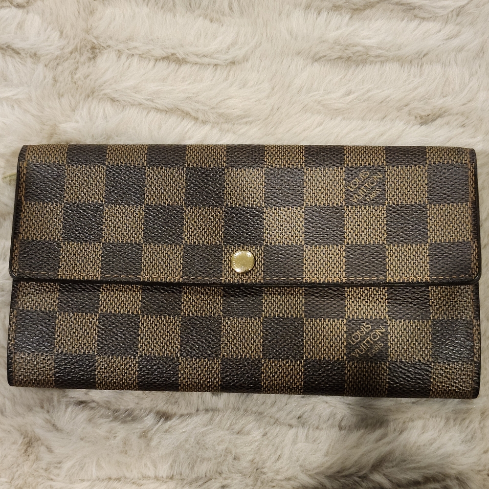 Louis Vuitton Damier Ebene Sarah Wallet